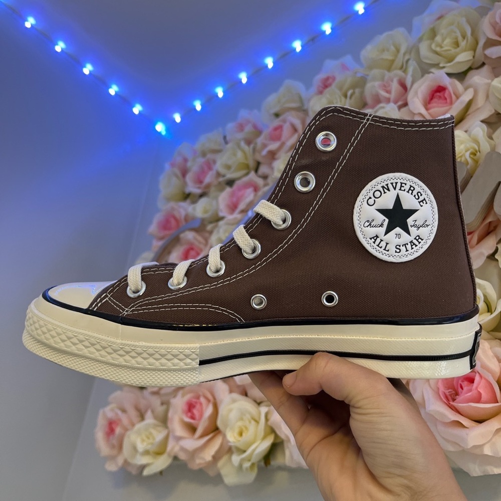 Brown Vintage Converse Size 7 WOMEN